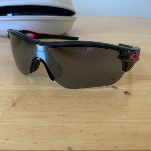 Women’s Oakley cycling glasses